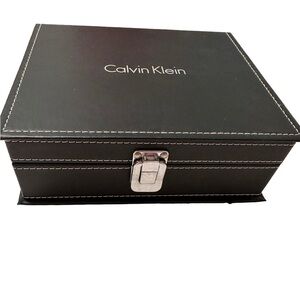 Calvin Klein Wine Social Gift Set.